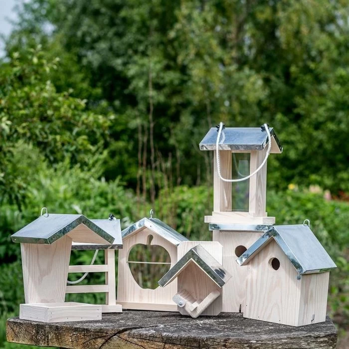 Espoo Peanut Cake Feeder 5 Espoo Peanut Cake Feeder - Image 3